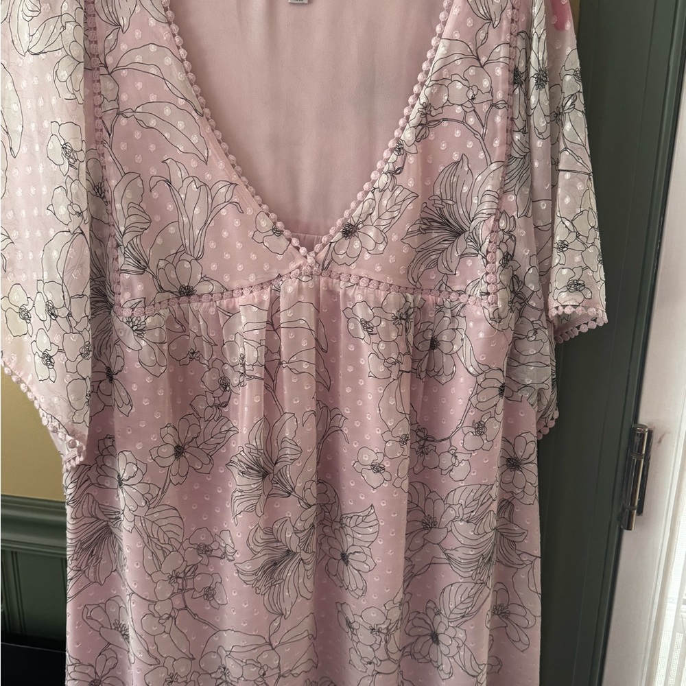 Floral Soft Pink and White Blouse